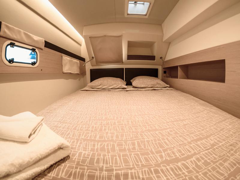 Book yachts online - catamaran - Bali 4.5 - Advocat - rent