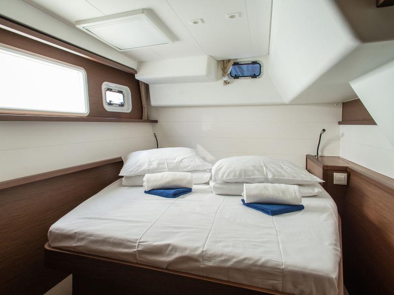 Book yachts online - catamaran - Lagoon 450 Sport - Hanna I. - rent