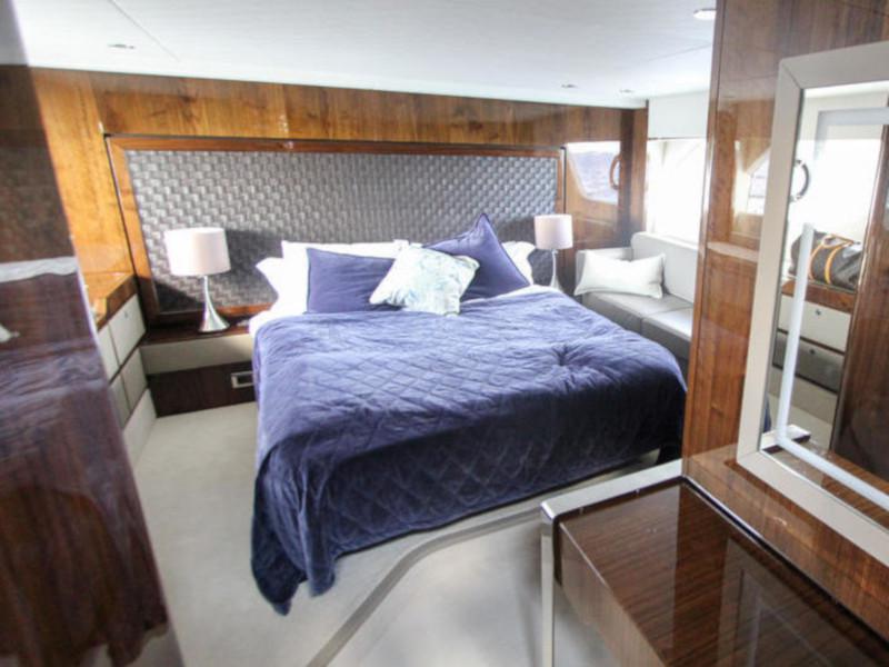Book yachts online - motorboat - Fairline Squadron 53 - Squadron 53 - rent