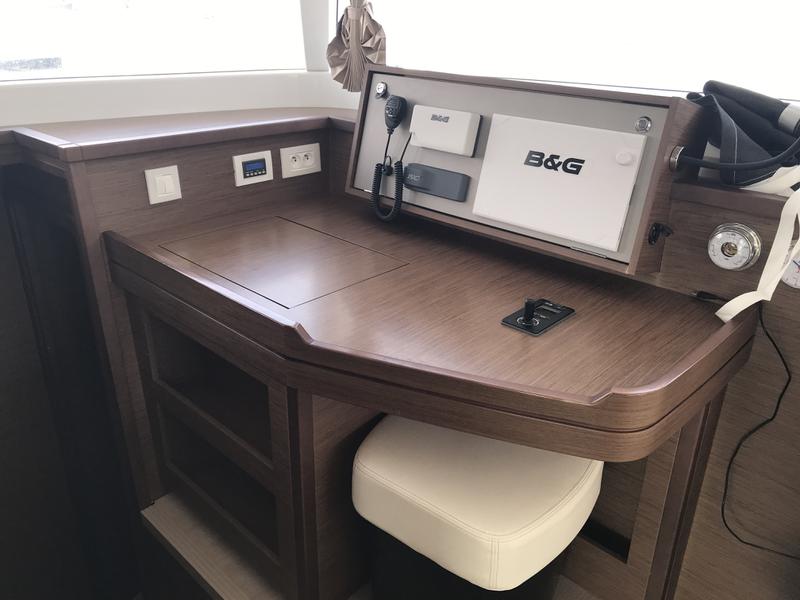 Book yachts online - catamaran - Lagoon 450F - Cor Caroli (SXM) - rent