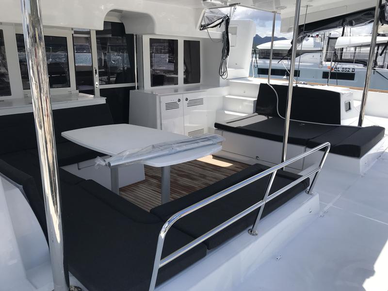 Book yachts online - catamaran - Lagoon 450F - Rigel Kentaurus (TOR) - rent