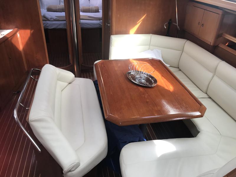 Book yachts online - sailboat - Sun Odyssey 45.2 Dubhe - Dubhe - rent