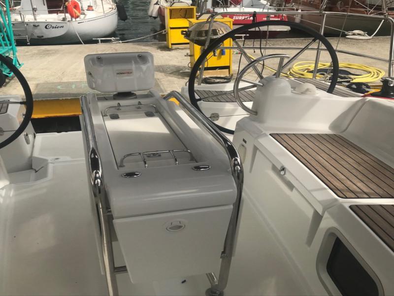 Book yachts online - sailboat - Sun Odyssey 379 - Catimbau - rent