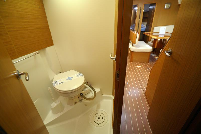 Book yachts online - sailboat - Sun Odyssey 49i - Habanera - rent