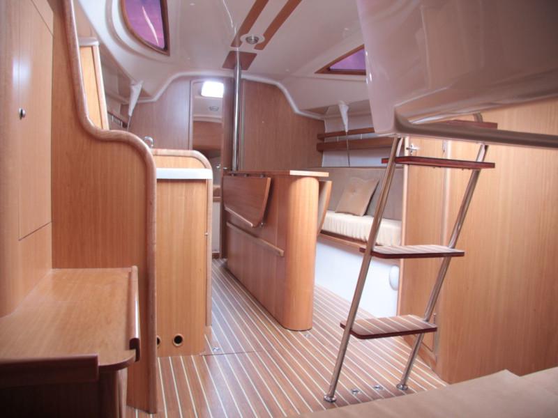 Book yachts online - sailboat - Maxus 28 Standard - SIROS - rent