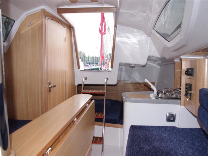 Book yachts online - sailboat - Maxus 22 Standard - IRIS - rent