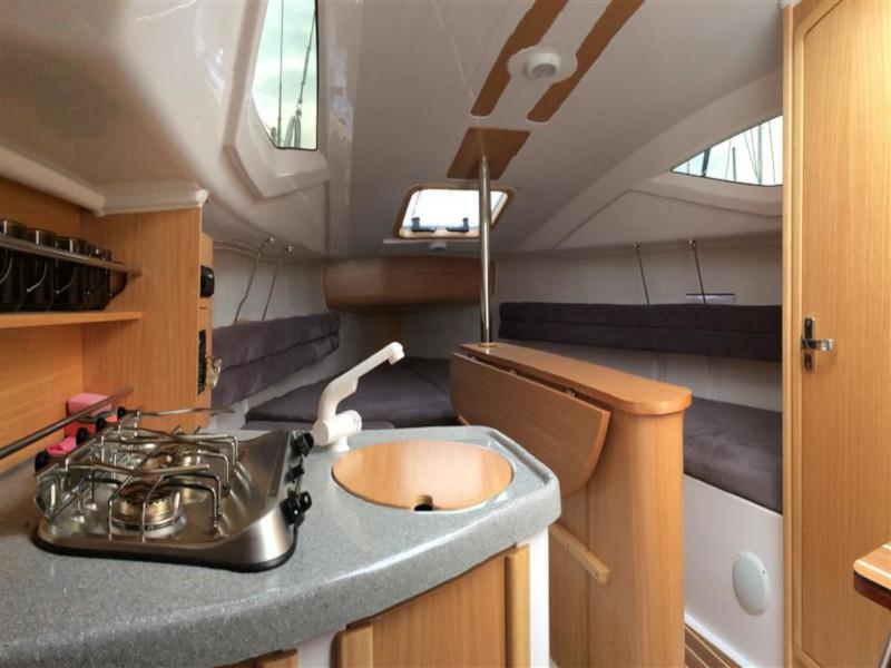 Book yachts online - sailboat - Maxus 22 Prestige - KEFISO - rent