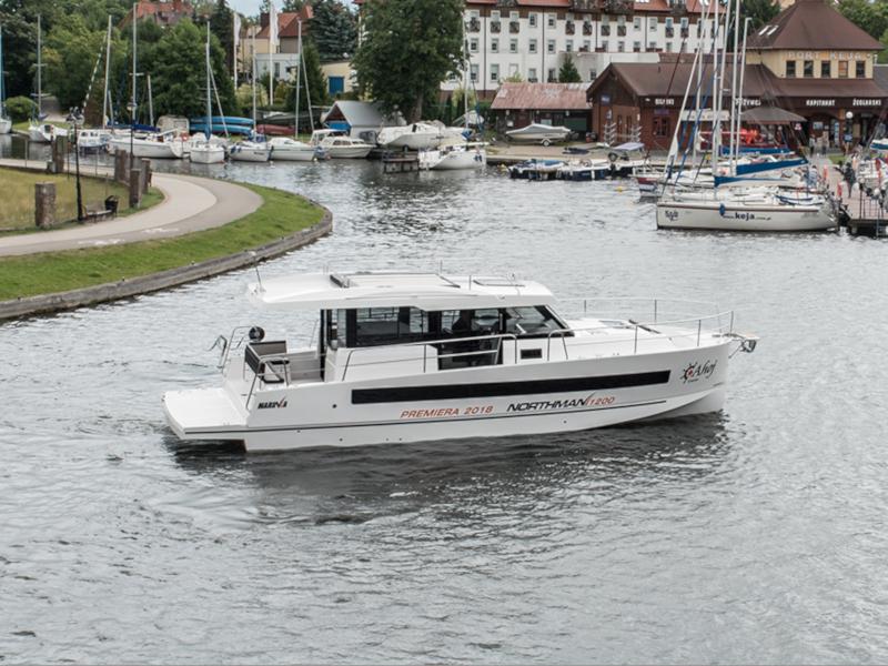 Book yachts online - motorboat - Northman 1200 - MARINA - rent