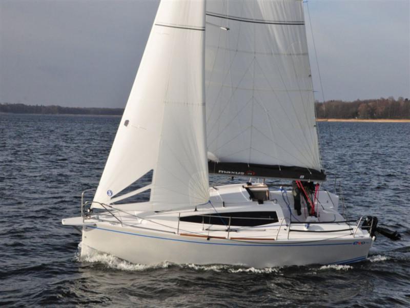 Book yachts online - sailboat - Maxus evo 24 Prestige - ASTA - rent