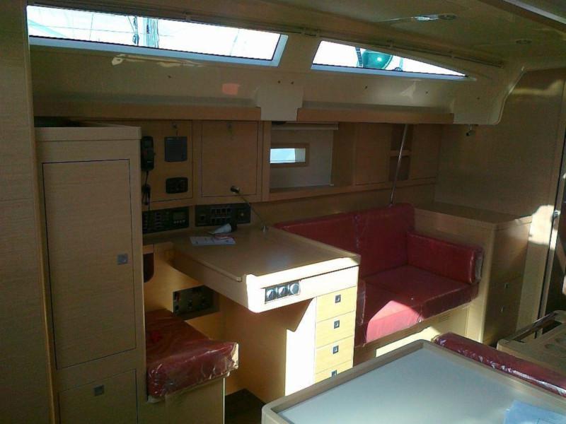 Book yachts online - sailboat - Elan 450 Performance - Eviva I - rent