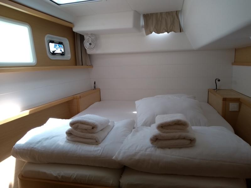 Book yachts online - catamaran - Lagoon 450 - Swedish Lady (SUNDAY TO SUNDAY) - rent