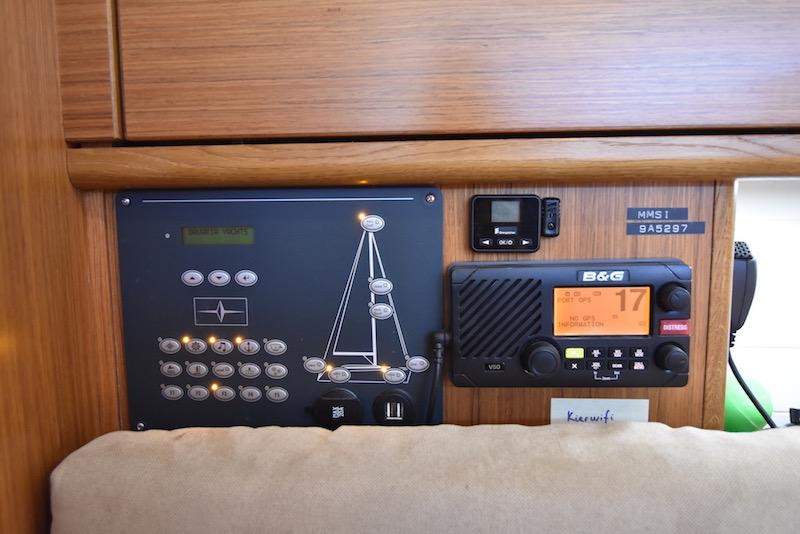 Book yachts online - sailboat - Bavaria Cruiser 34 - KIER - rent