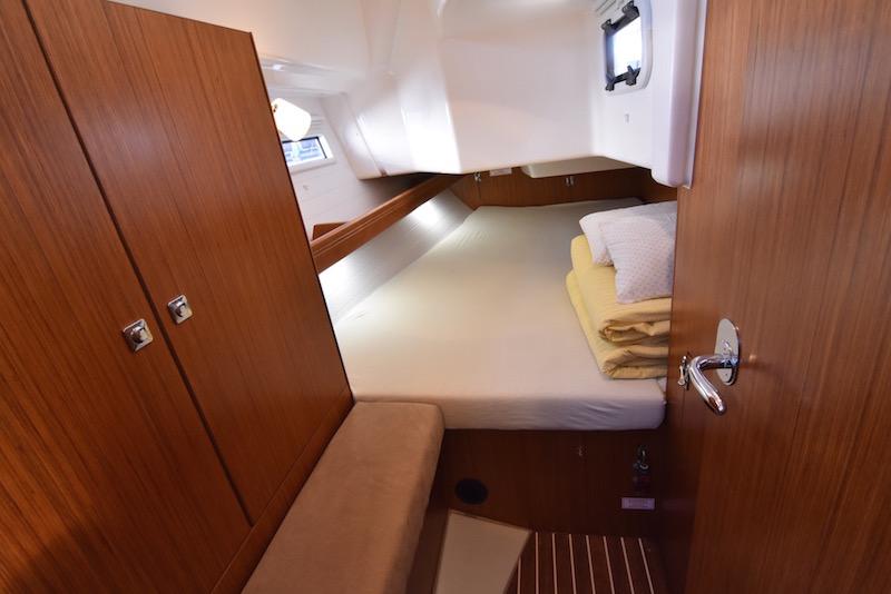 Book yachts online - sailboat - Bavaria Cruiser 34 - KIER - rent