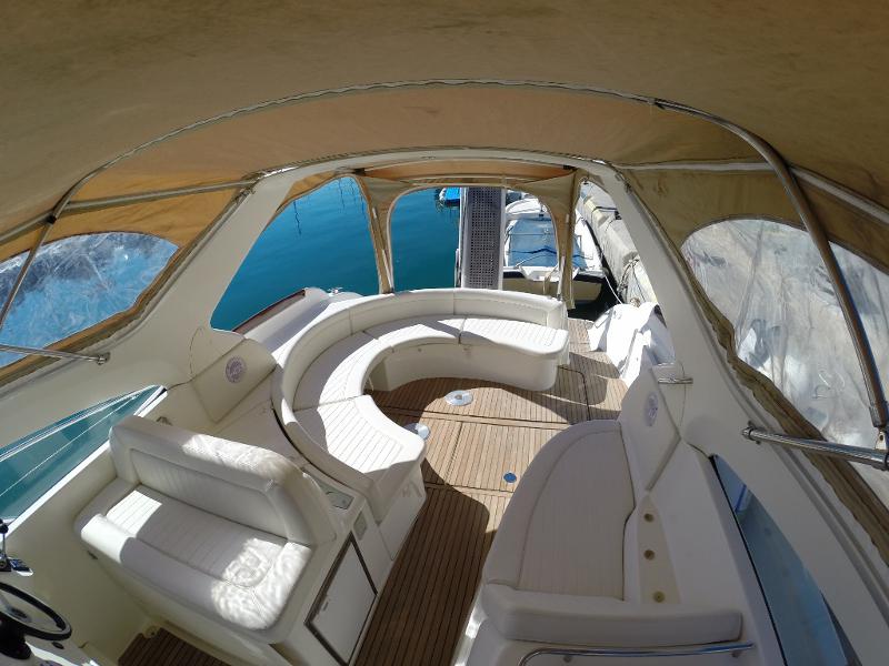 Book yachts online - motorboat - Prestige 34 - GOA 4 - rent