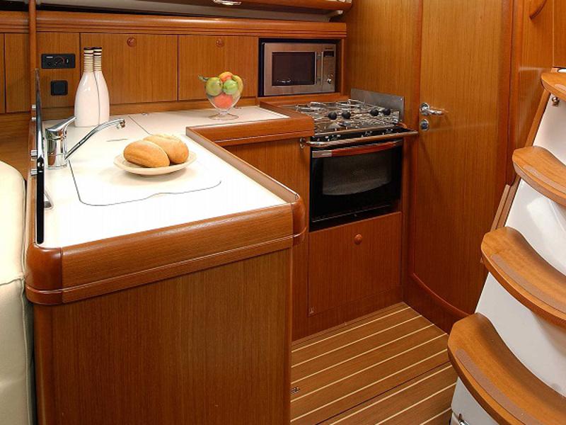 Book yachts online - sailboat - Sunsail 36i - Sunsail 36i (2012) - rent