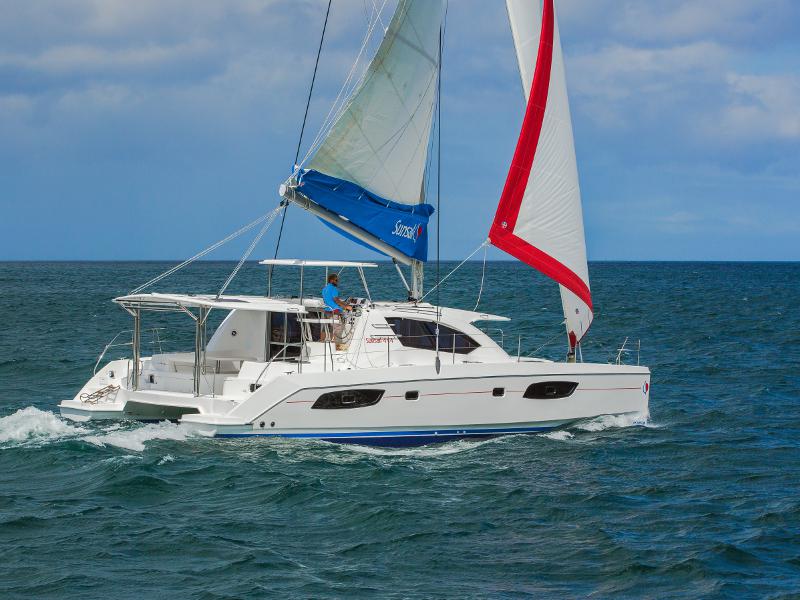 Book yachts online - catamaran - Sunsail 444 - Sunsail 444 (2013) - rent