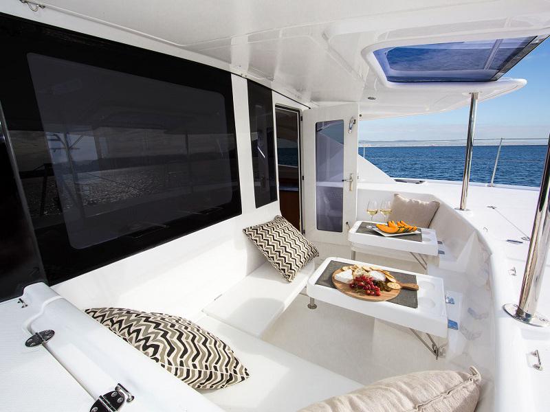Book yachts online - catamaran - Sunsail 444 - Sunsail 444 (2014) - rent