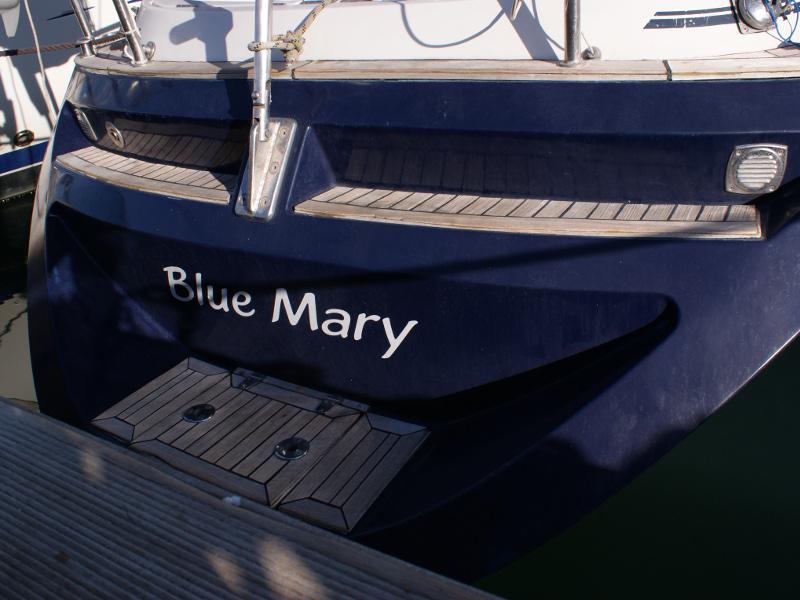 Book yachts online - sailboat - Comar Genesi 43 - Blue Mary - rent