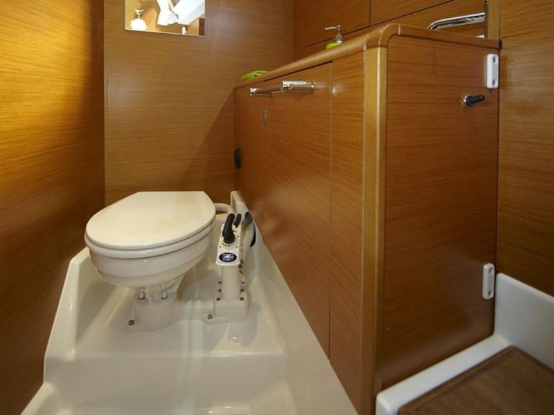Book yachts online - sailboat - Sun Odyssey 449 - SEA ANGEL - rent