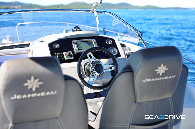 Book yachts online - motorboat - Cap Camarat 7.5 - 3376ZD - rent