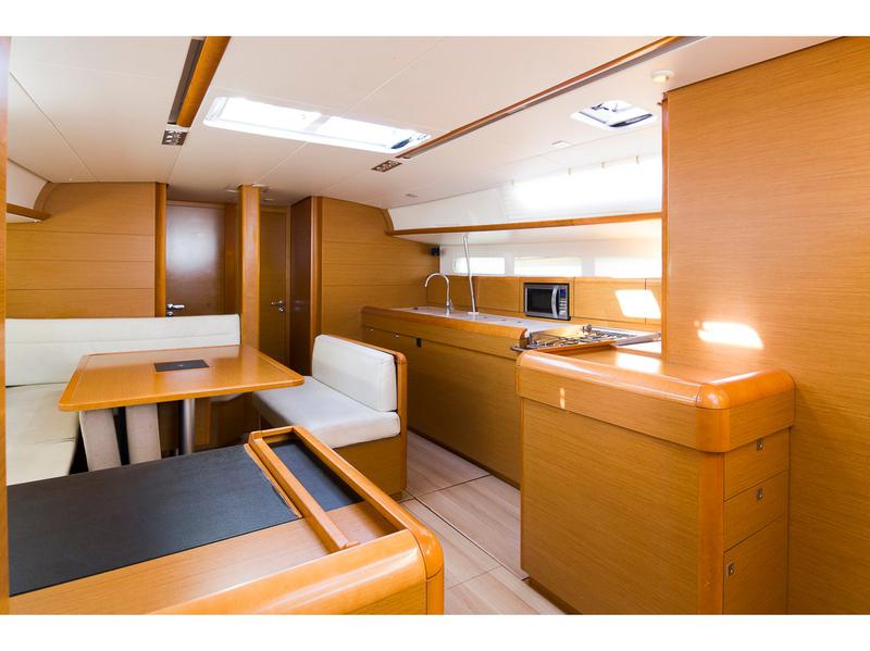 Book yachts online - sailboat - Sun Odyssey 509 - Capitan Spider - rent