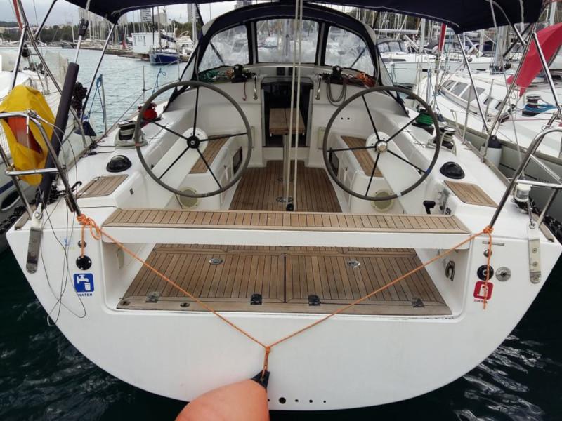 Book yachts online - sailboat - Salona 44 - Neda 1 - rent