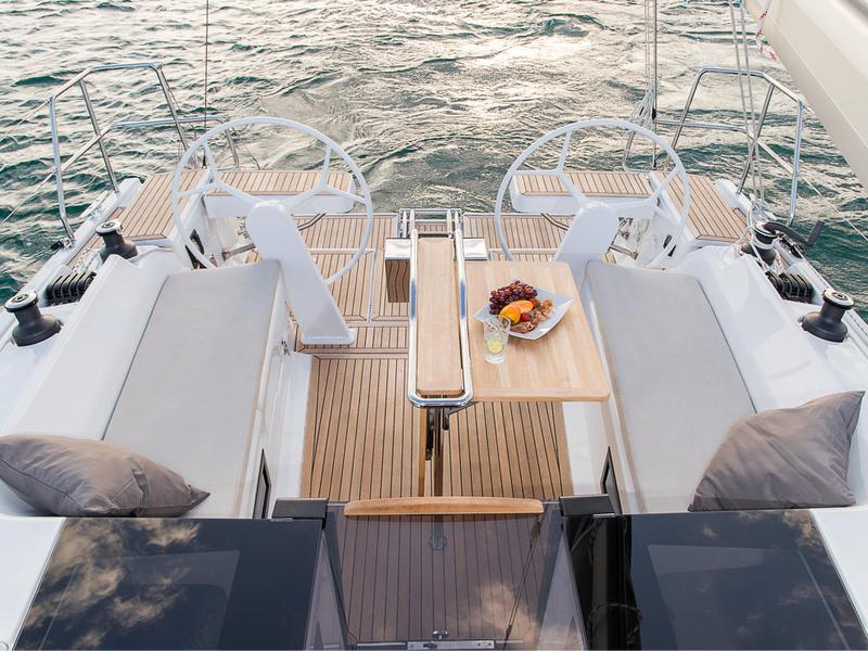 Book yachts online - sailboat - Hanse 388 - Be Smart - rent