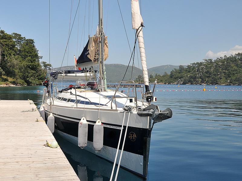 Book yachts online - sailboat - Harmony 47 - Wahoo - rent