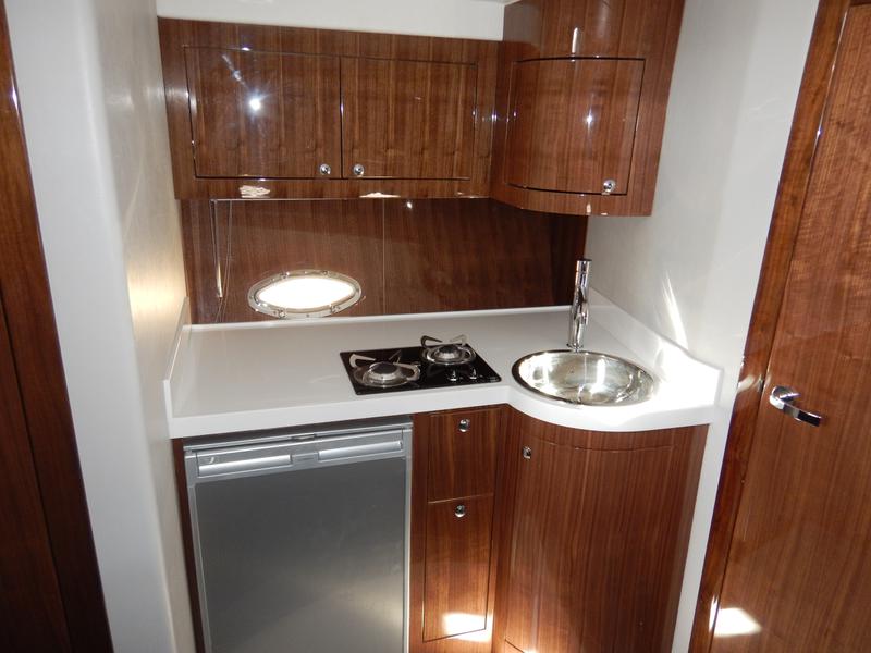 Book yachts online - motorboat - Mirakul 40 - MARTA V - rent