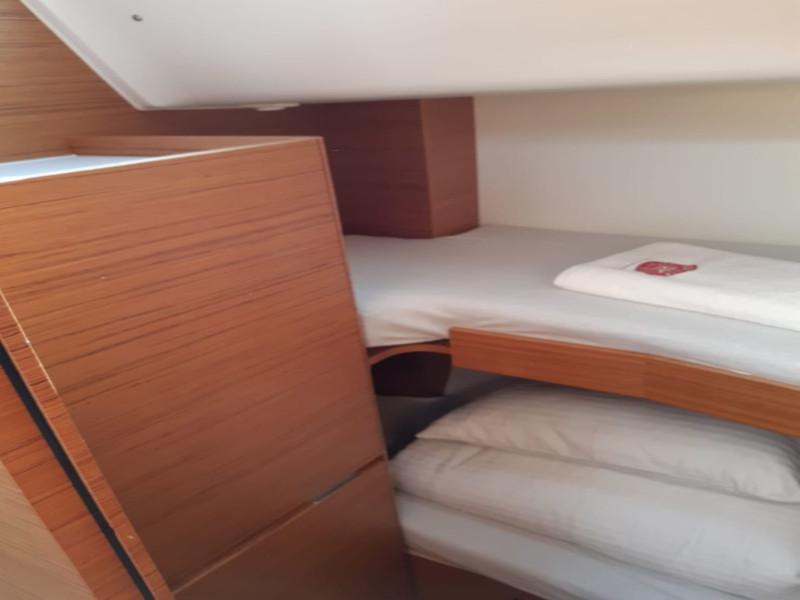 Book yachts online - sailboat - Elan Impression 50 - Fines de Claires - rent