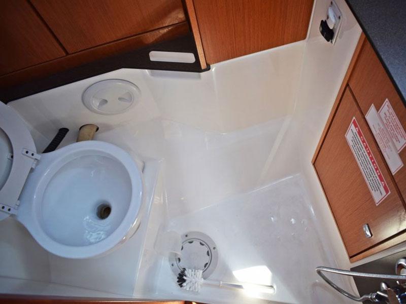 Book yachts online - sailboat - Bavaria Cruiser 37 - Andromeda - rent