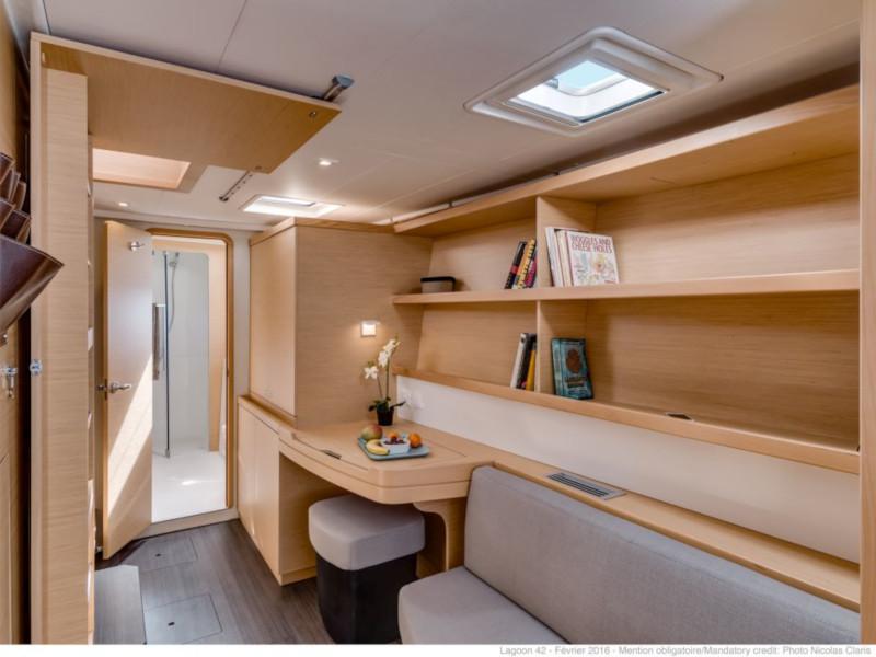 Book yachts online - catamaran - Lagoon 42 - Pulp Fiction - rent