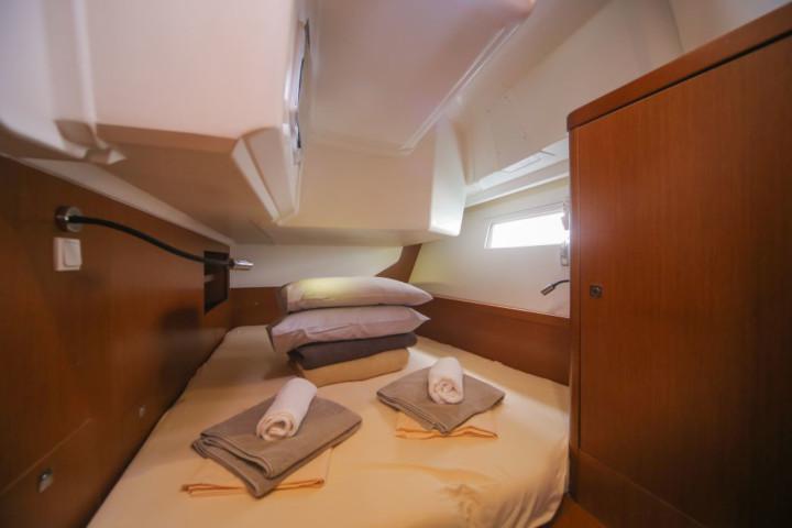 Book yachts online - sailboat - Oceanis 45 - Strauss - rent