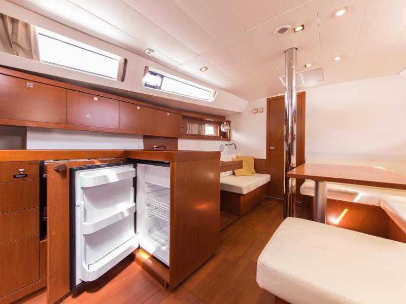 Book yachts online - sailboat - Oceanis 41 - Zlarin - rent