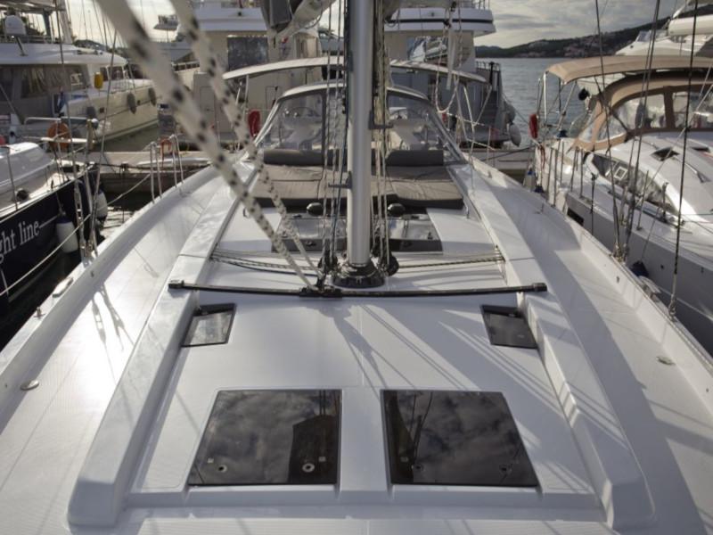 Book yachts online - sailboat - Hanse 588 - White Pearl - rent