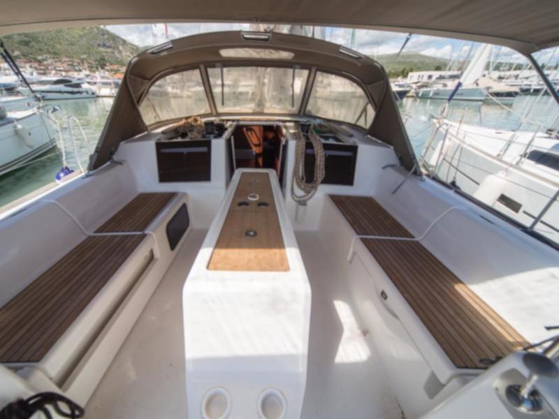 Book yachts online - sailboat - Dufour 460 Grand Large - Boece - rent