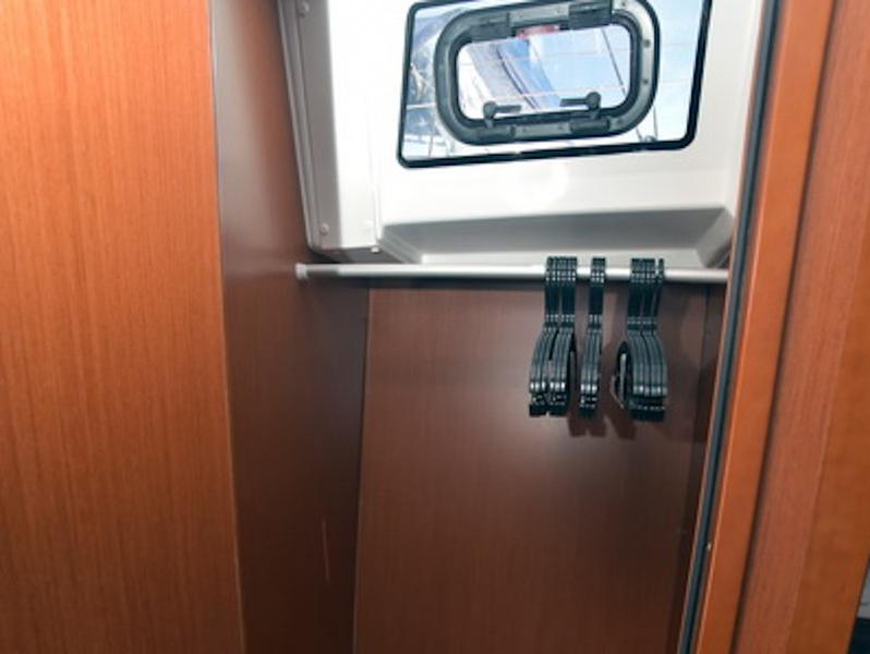 Book yachts online - sailboat - Oceanis 38.1 - Magpie - rent