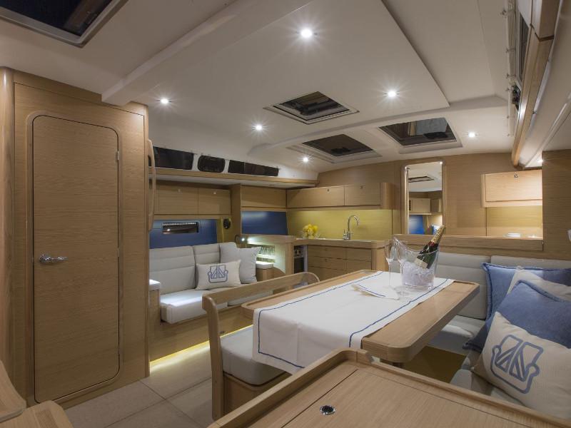 Book yachts online - sailboat - Dufour 460 Grand Large - 3 cab - Beyond I. - rent