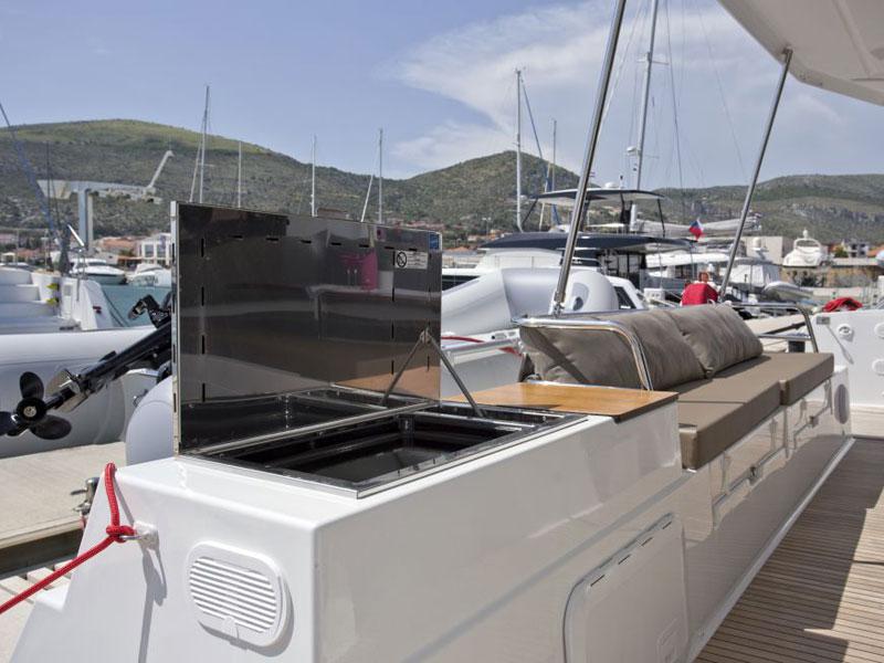 Book yachts online - catamaran - Saona 47 - Saga - rent