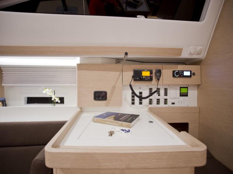 Book yachts online - sailboat - Elan Impression 45 - Skyfall - rent