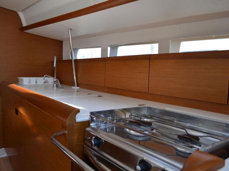 Book yachts online - sailboat - Sun Odyssey 519 - Nicobar - rent
