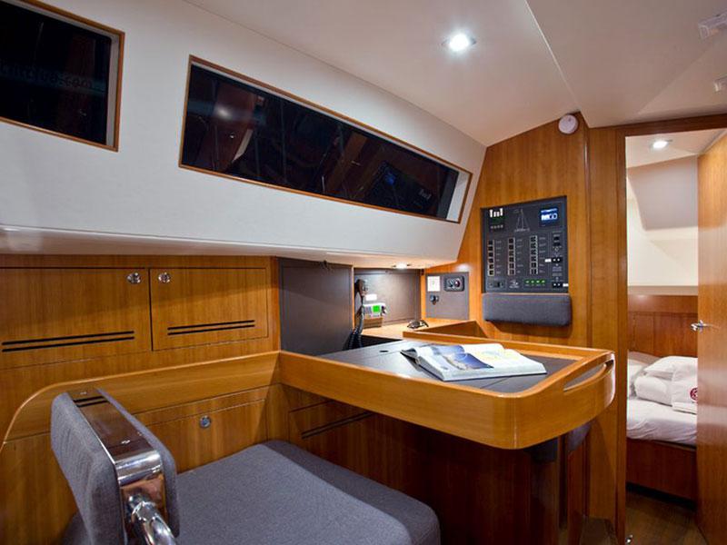 Book yachts online - sailboat - Allures 45 - Alunette - rent