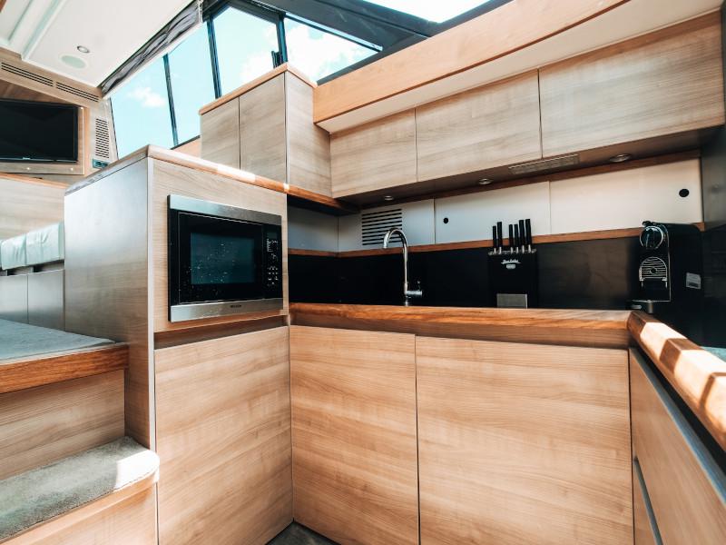 Book yachts online - motorboat - Sealine F 450 - Shuron - rent