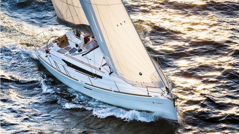 Book yachts online - sailboat - Sun Odyssey 389 - Angie - rent
