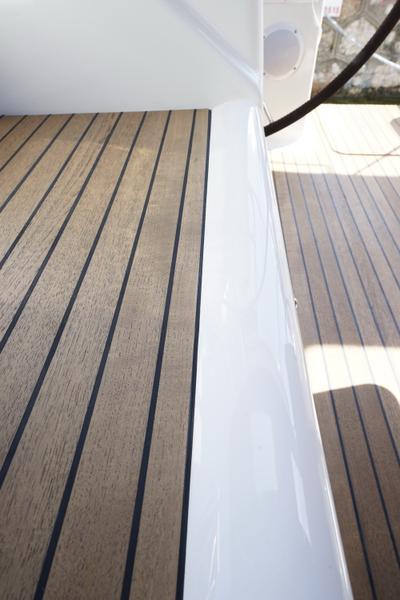 Book yachts online - sailboat - Bavaria 43 Cruiser - Kairos (Fully Refurbished 2019) - rent