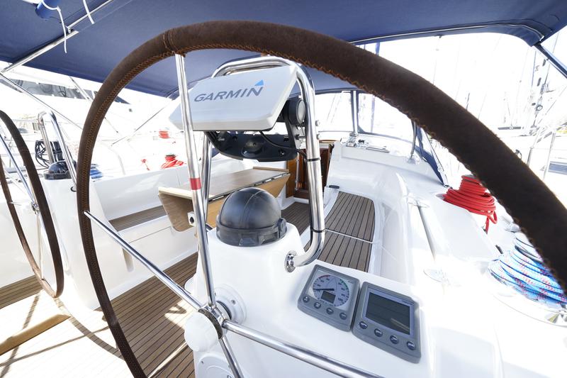 Book yachts online - sailboat - Bavaria 43 Cruiser - Kairos (Fully Refurbished 2019) - rent