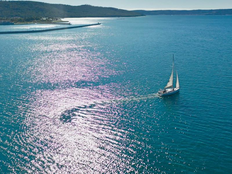 Book yachts online - sailboat - Hanse 385 - Amelie - rent