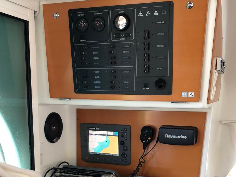Book yachts online - catamaran - Lagoon 380 - Per Caso - rent