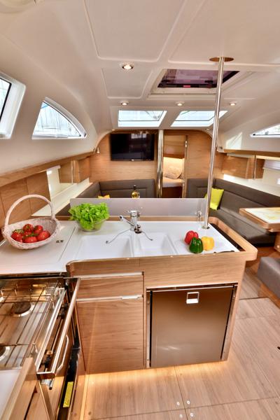 Book yachts online - sailboat - Elan 40 Impression - MARCO POLO - rent