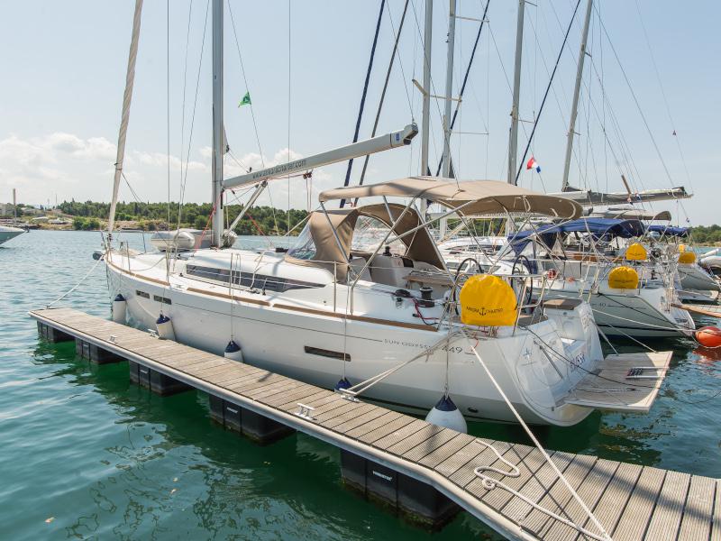 Book yachts online - sailboat - Sun Odyssey 449 - ELISSA - rent